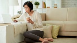 ibu rumah tangga . source= freepik/pressfoto