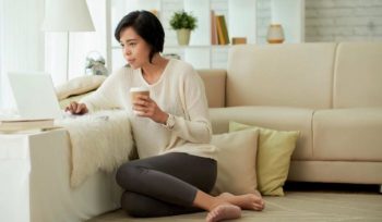 ibu rumah tangga . source= freepik/pressfoto