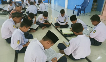 Bersekolah (Nuzul Ramadani - MEI)