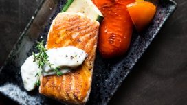 Img: pexels-malidate-van