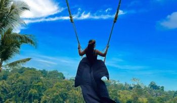Img: Instagram/@bali.swing