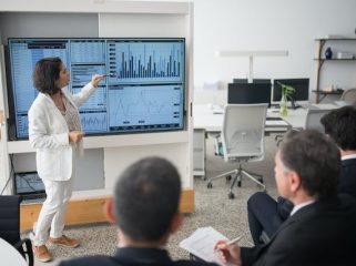 Ilustrasi Presentasi (img: pexels.com by kampus production)