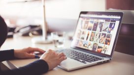 Ilustrasi Laptop (img: pexels.com by picjumbocom)