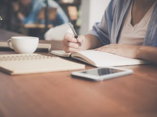 Ilustrasi Memberi Waktu Untuk Diri Sendiri (img: pexels.com by tirachard kumtanom)