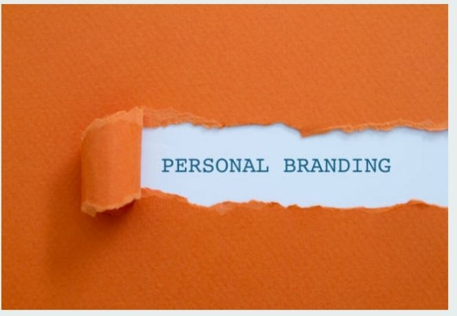 
Ilustrasi Personal Branding (img: pixabay.com by tom gerrard)