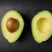 Ilustrasi Alpukat (img: pexels.com by foodie factor)
