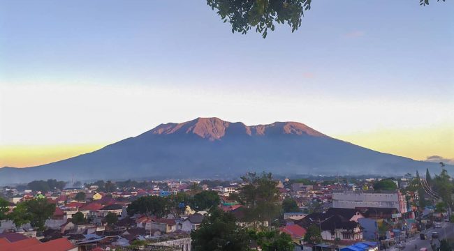 Ilustrasi Area Marapi (img: id.m.wikipedia.org)
