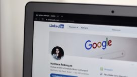 Ilustrasi Profil Linkedin (img: unsplash.com)