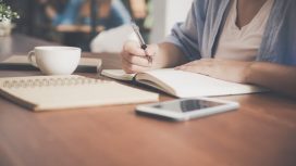 Iluatrasi Membuat Evaluasi (img: pexels.com by tirachard)