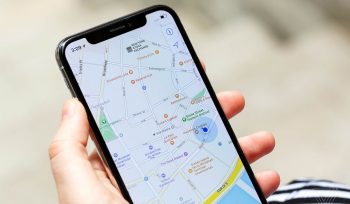Ilsutrasi Share Lokasi di G Maps (img: unsplash.com)