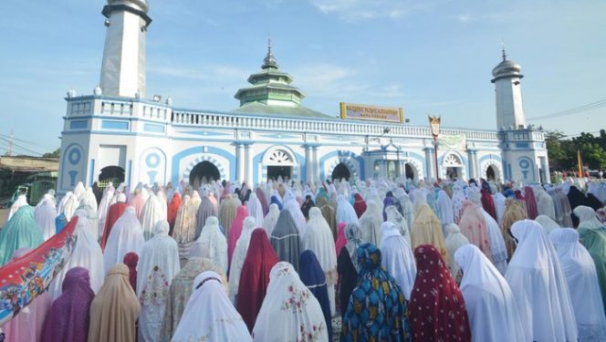 
Sholat Ied (img: bekasikab.go.id)