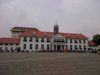 Ilustrasi Kota Tua (img: wikipedia)