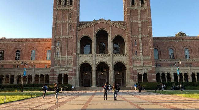 Ilustrasi Kampus UCLA (img: britannica.com)