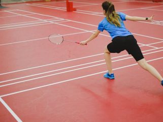 Ilustrasi Badminton (img: pexels.com by shvets production)