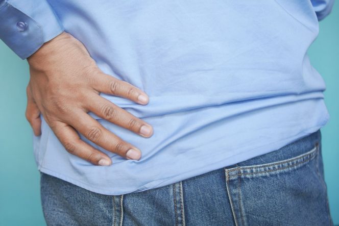
Cara Mengatasi Nyeri Punggung Akibat Duduk Terlalu Lama