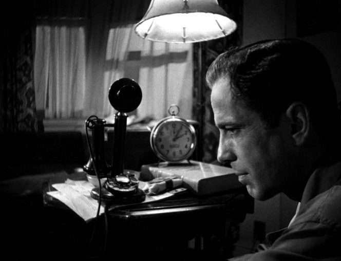 
Rekomendasi Film Noir Modern untuk Pencipta Sinematografi