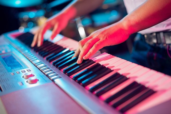
Tips Membeli Keyboard Musik untuk Belajar di Rumah