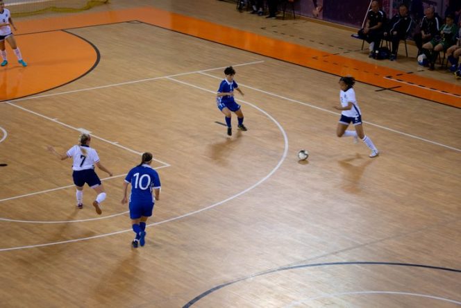 
Futsal: Panduan Lengkap Peralatan, Teknik Dasar, dan Biaya Awal